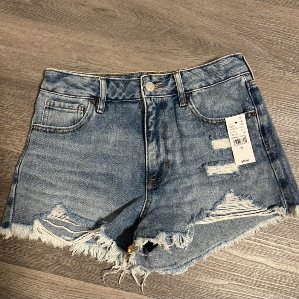 Pacsun NWT shorts size 26